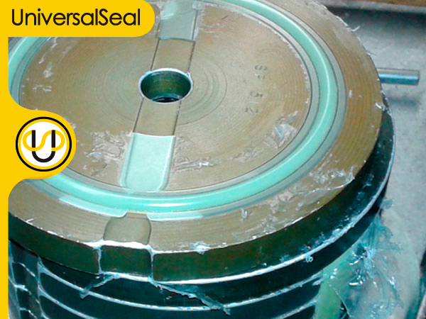 Custom Moulded Urethane Parts - Products Universal Seal Inc.